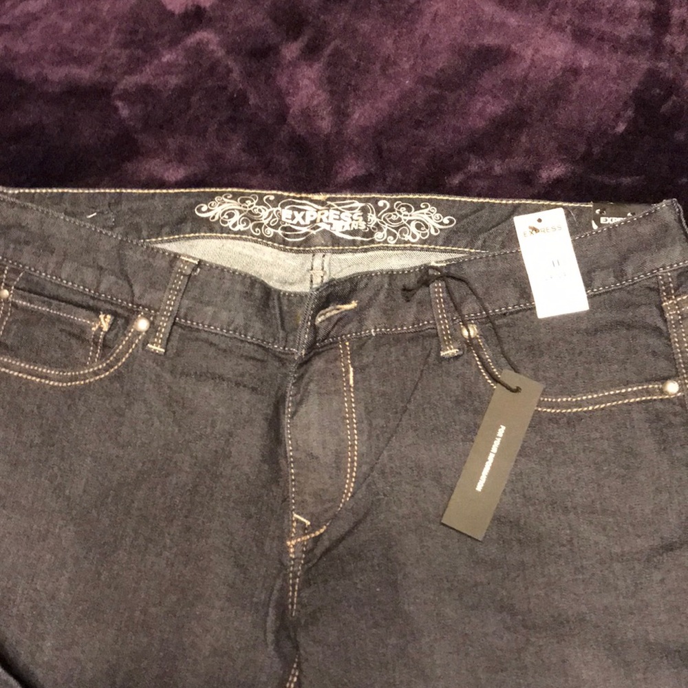Jeans - Picture 2 of 5
